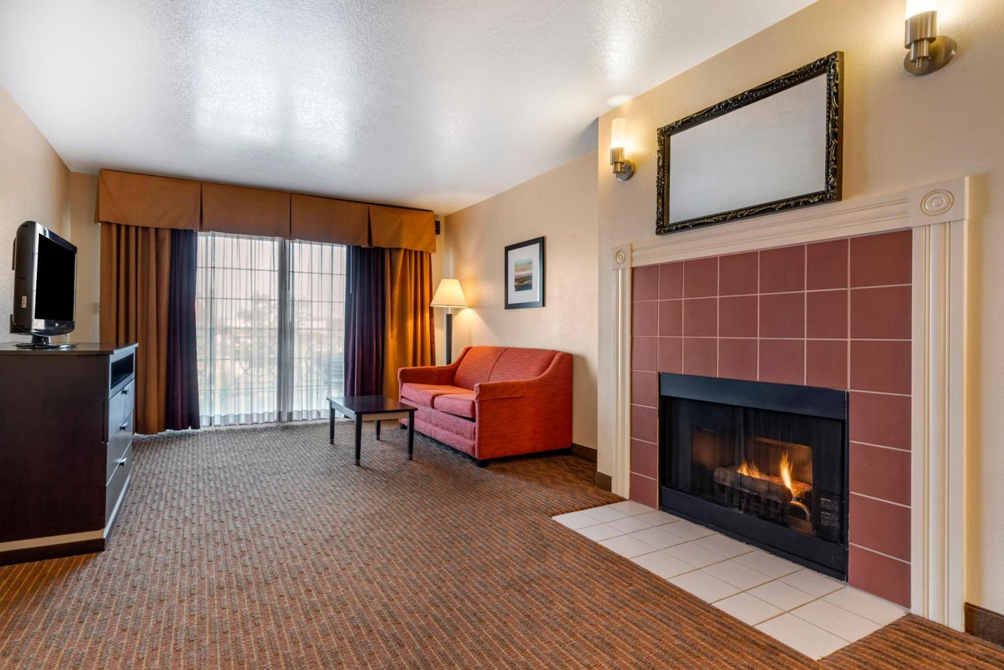 Best Western Luxury Inn Tracy Exterior photo